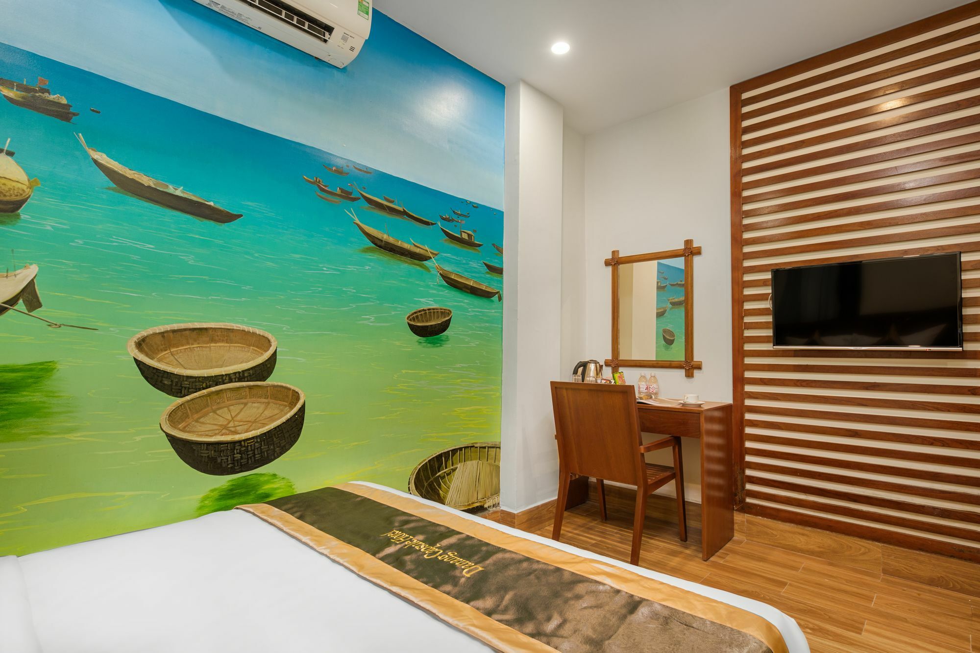 Ancyra Capsule - Backpackers Paradise & Rooftop Bar Capsule hotel Da Nang